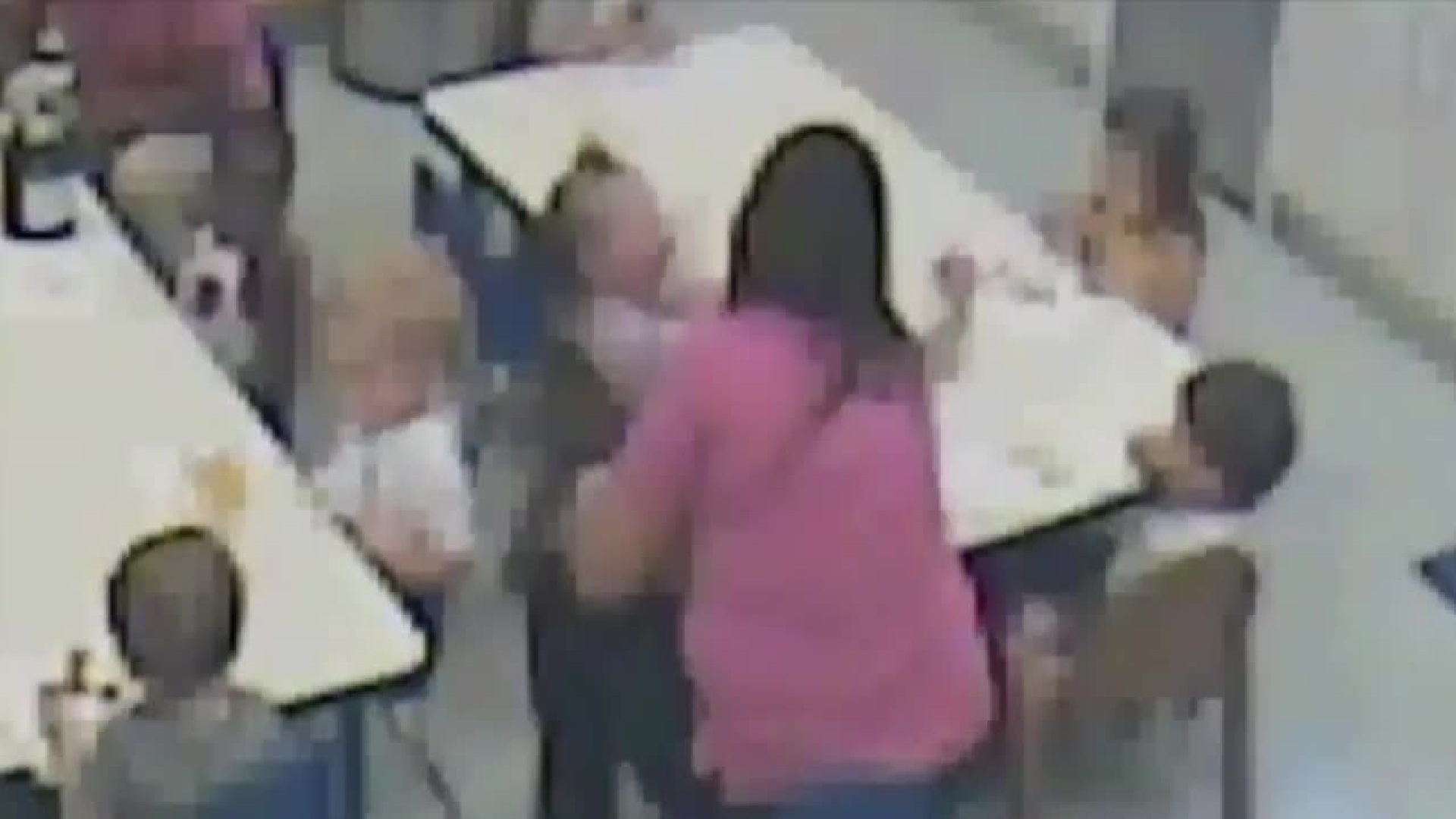 Una madre ha presentado una DEMANDA contra un preescolar por ABUSO infantil