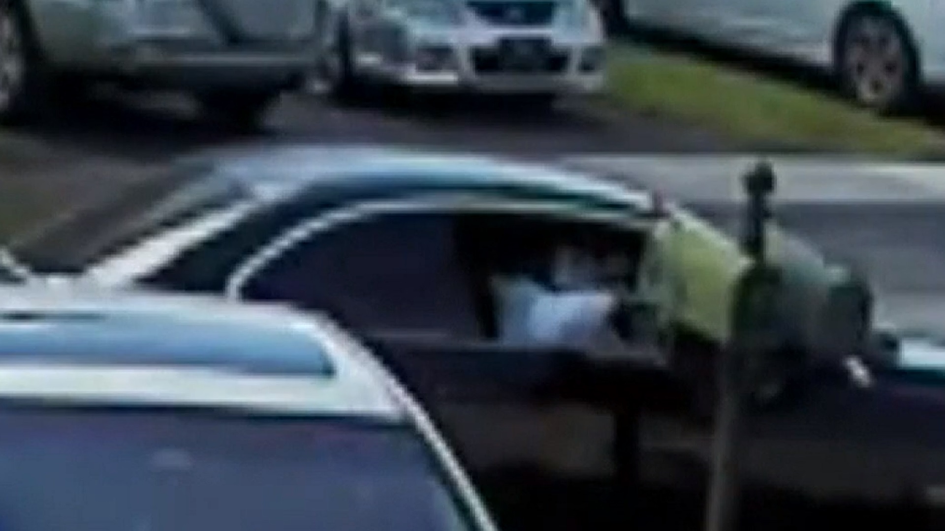 Ladrones de BUZONES captados en cámara en vecindario de PEMBROKE PINES