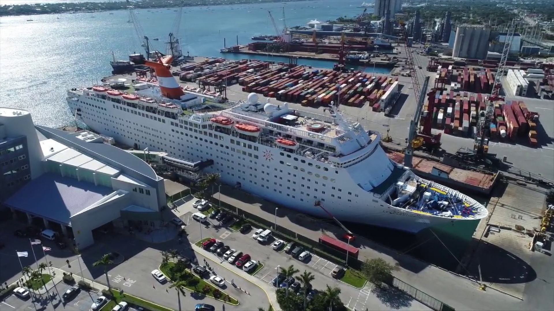 CAPACITACIÓN a PERSONAL del PUERTO en TRÁFICO HUMANO en Palm Beach