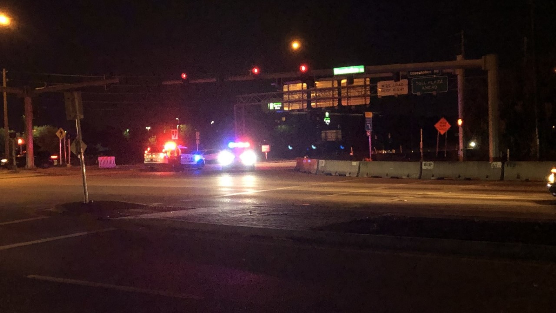 Se INCENDIA CAMIÓN que TRANSPORTABA GAS en el TURNPIKE en Port St. Lucie