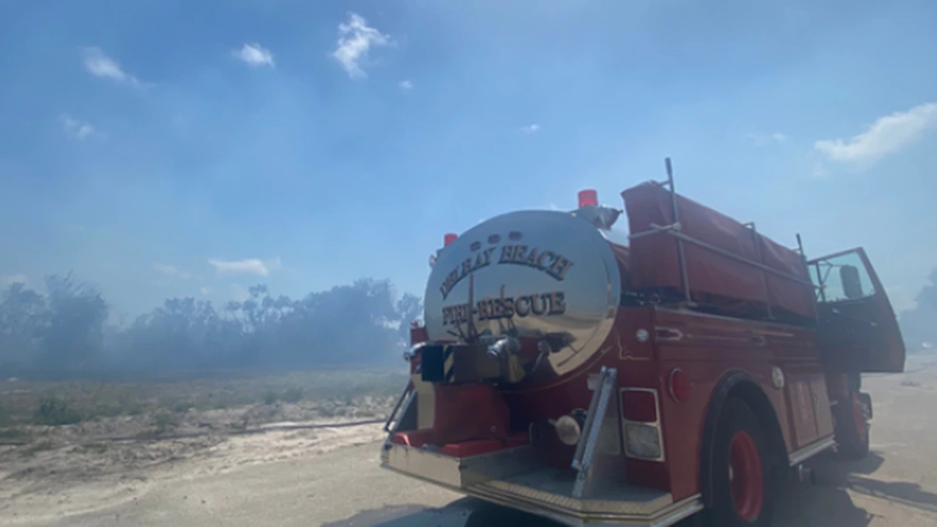 Congress Avenue vuelve a abrir tras de incendio en Delray Beach