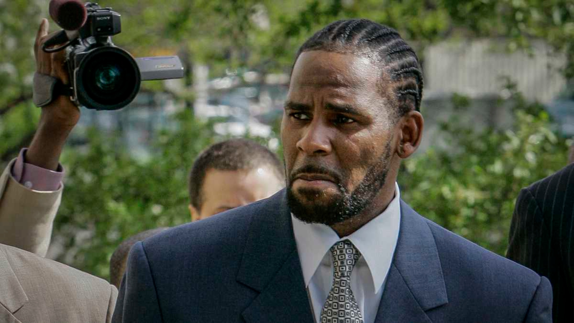 El caso de R. Kelly, un depredador sexual