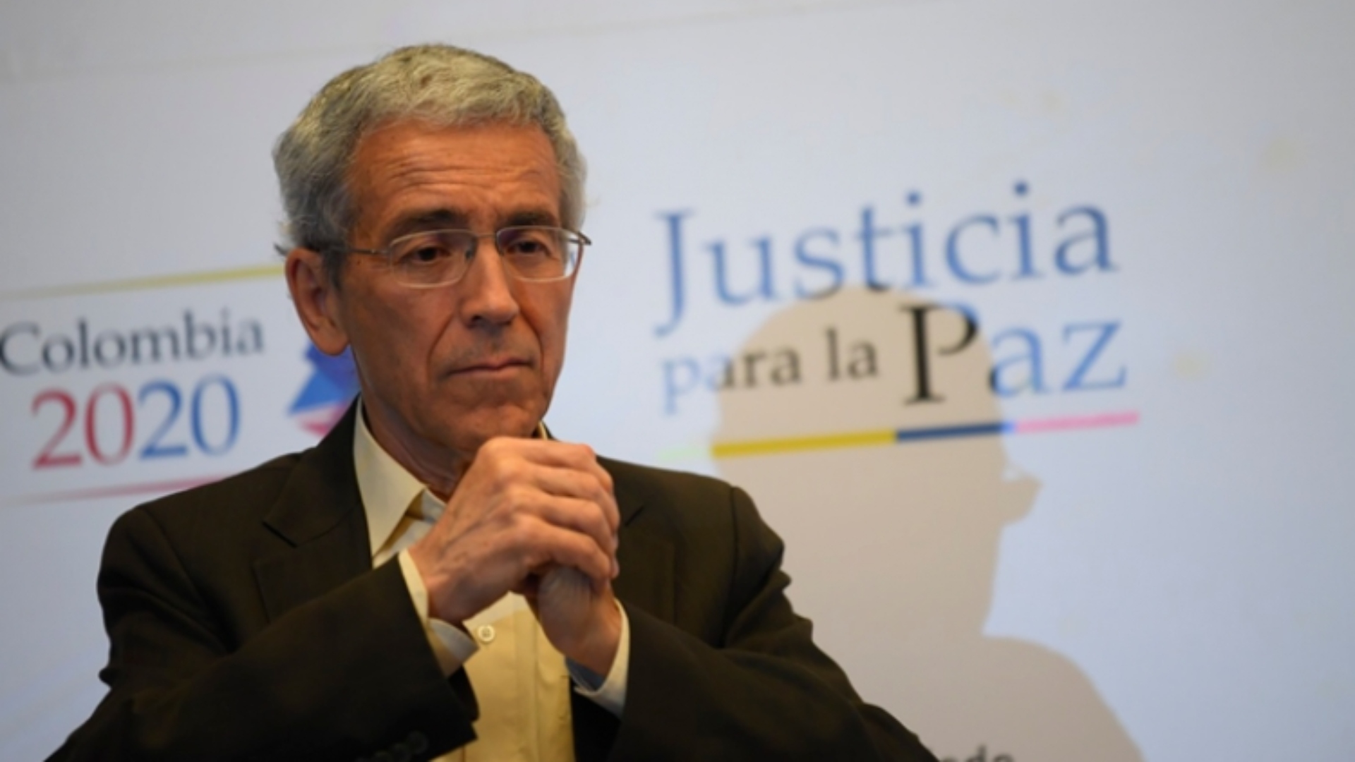 Padre de Roux se reunirá con los hermanos Rodríguez Orejuela en EE.UU.