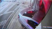 Accidente de 2 autos termina con uno en un salón en Fort Lauderdale