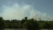 Incendios forestales en Juno Beach por tiempo seco y vientos