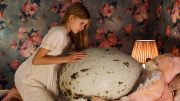 Estreno internacional de horror en «Hatching»