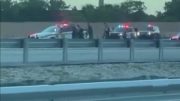 Hombre le dispara una mujer y es perseguido por 3 condados en Palm Beach