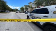 Le disparan a una abuela que estaba sentada afuera de su apto en Delray Beach