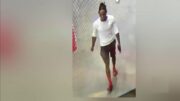 Buscan voyeurista que graba a otros hombres en bañas en Coconut Creek