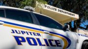 Se le disparó un arma en un auto y mató al conductor en Jupiter