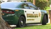 Niño apuñala a maestra con una tijera en el cuello en Deerfield Beach